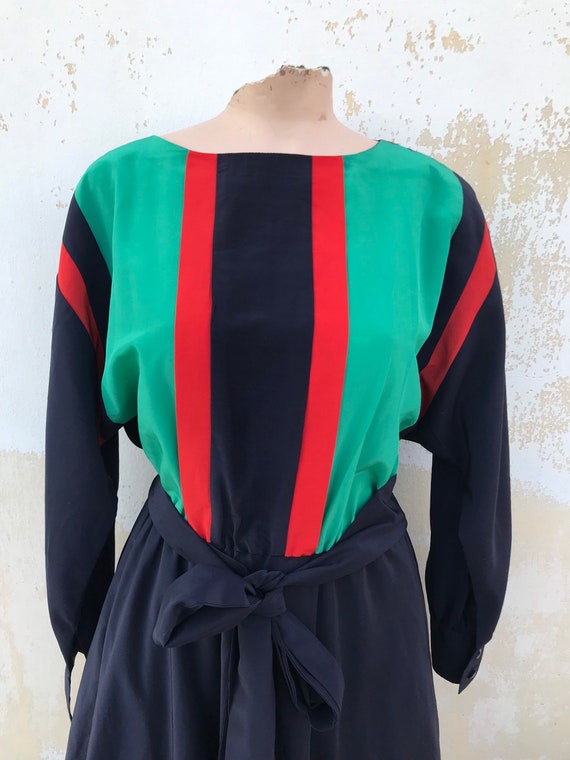 Colorblock 80s vintage dark blue dress with green and… - Gem