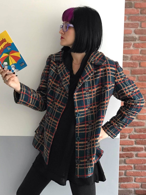 Stunning women's woolen checkered tweed boucle tex