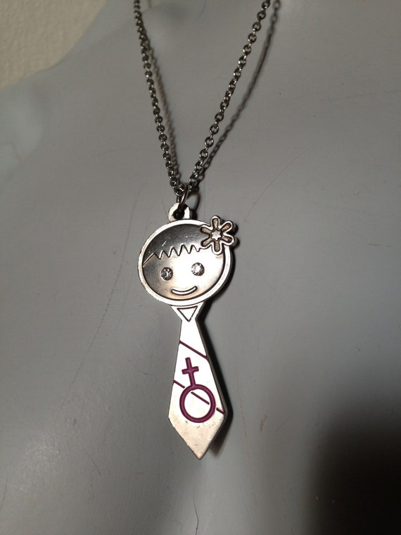 The cutest metallic pendant for little girls, gif… - image 5