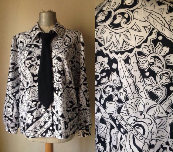 Black & white 80s vintage shirt with swirl psyched