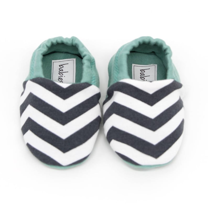 crawling shoes for babies