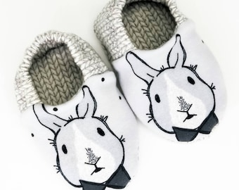 babies&minis "bunny and dots - grey" - cute baby booties in organic cotton jersey by hamburger love - reversible crawling shoes for babies