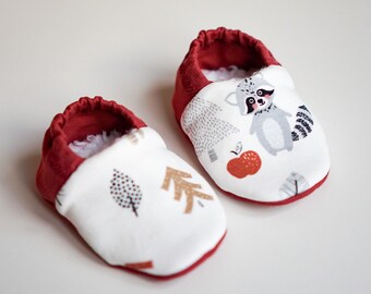 babies&minis "winter forest" - cute baby shoes made of premium cotton jersey - crawling shoes babies