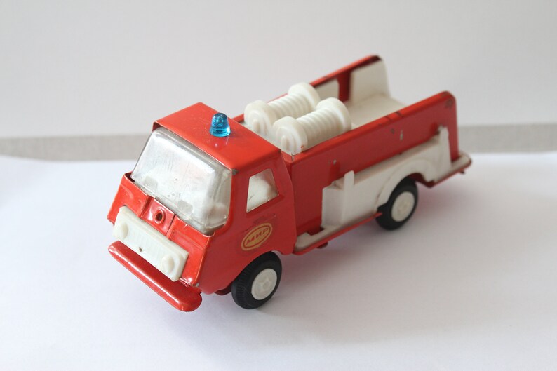 tiny tonka trucks