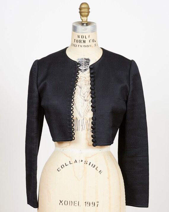 Mary McFadden Couture
