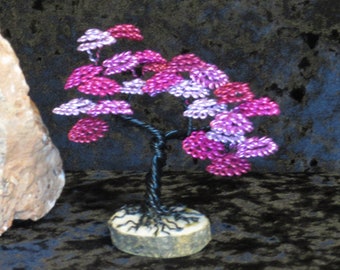 Árbol de bonsái de alambre, (13), árbol de bonsái multicolor, árbol de bonsái, escultura de bonsái, escultura de alambre, bonsái de cobre, arte de mesa, regalo, bonsái rosa