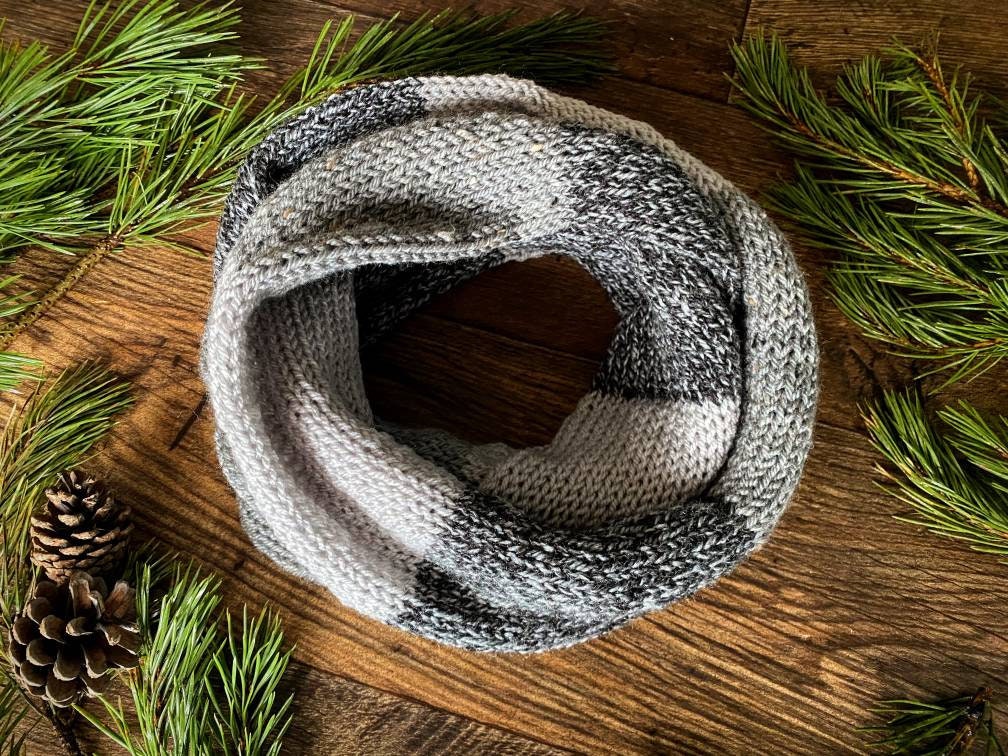 Knitted Tweed Infinity Scarf: Grey Color Block