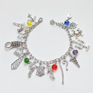 Clue Inspired Charm Bracelet, Clue Jewelry, Clue Gifts, Mystery Gifts, Mystery Jewelry