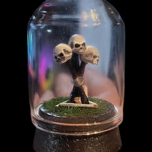 Miniatyrmodell i skala DBD-totem