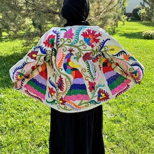 Uzbek Jacket Silk Embroidered Vintage Uzbekistan SUZANI chapan dress robe Coat
