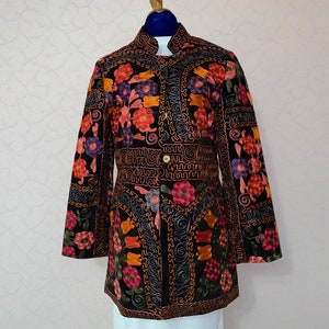 Uzbek Jacket Silk Embroidered Vintage Uzbekistan SUZANI chapan dress robe Coat