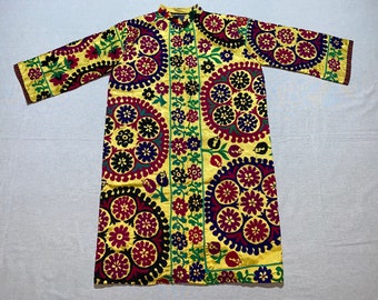 Vintage Suzani Mantel: Usbekische Handgemachte Bestickte Jacke