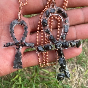 Elite Shungite Ankh Pendant - Natural Stone Healing Jewelry bare copper with pure copper 2mm ball chain bild 1