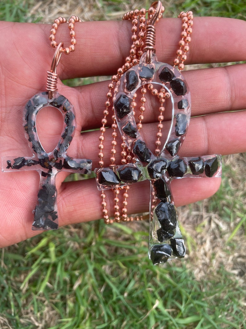 Elite Shungite Ankh Pendant - Natural Stone Healing Jewelry bare copper with pure copper 2mm ball chain bild 2