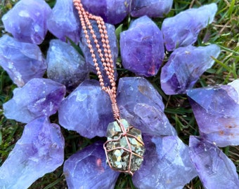 Fiery Flash: Handcrafted Pyrite Necklace in pure copper (Customizable Length)