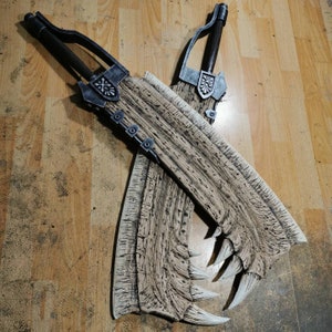 Bone Hatchets Dual Blades replica Cosplay Prop