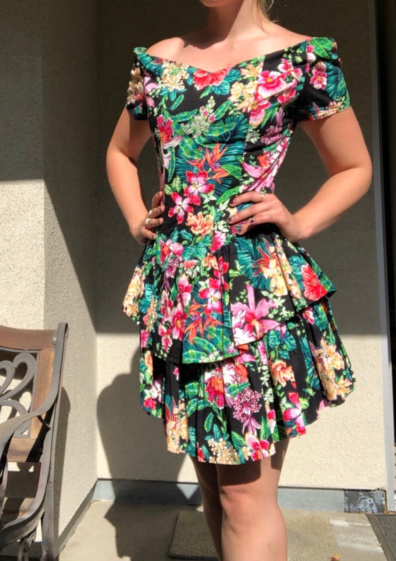 Vintage 1980s tropical print dream