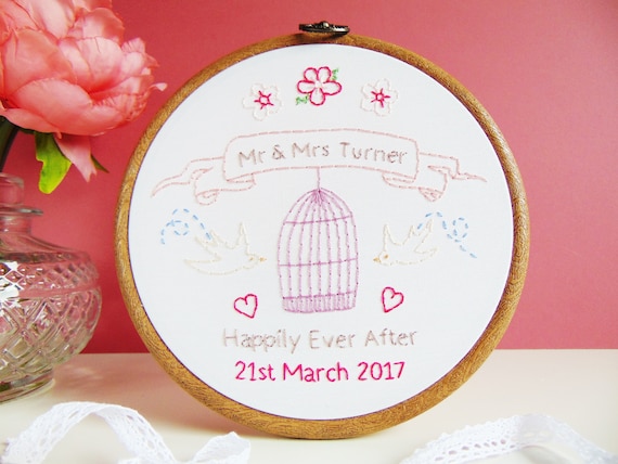 Personalised Mr and Mrs Wedding Present Wedding Gift for | Etsy