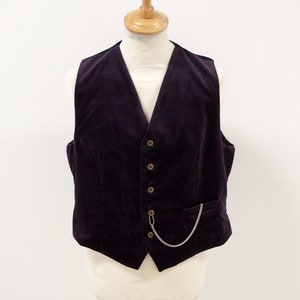 Gentleman&#39;s Waistcoat in purple corduroy