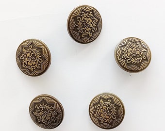 Brass Edelweiss Buttons (large)