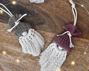 Gnome or Santa macramé decoration