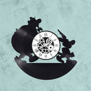 Handmade 33-rpm vinyl wall clock / Asterix and Obelix theme, cartoons, Goscinny
