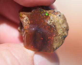 Gem Quality Ethiopian Chocolate Opal