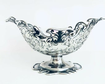 Mappin Brothers of London Sterling Silver Reticulated Footed Bowl (c.1860)