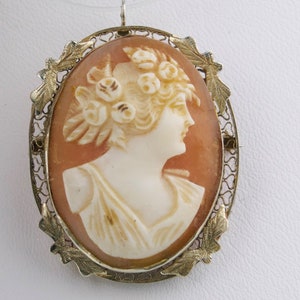 Beautiful 14K Yellow and White Gold Victorian Shell Cameo Pendant Brooch image 3