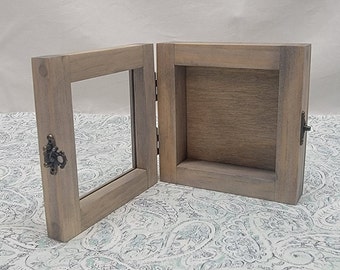 3 1/2 x 3 1/2 x 1 1/4 Wooden Shadow Box / Hinged Glass Lid / Display Case Box