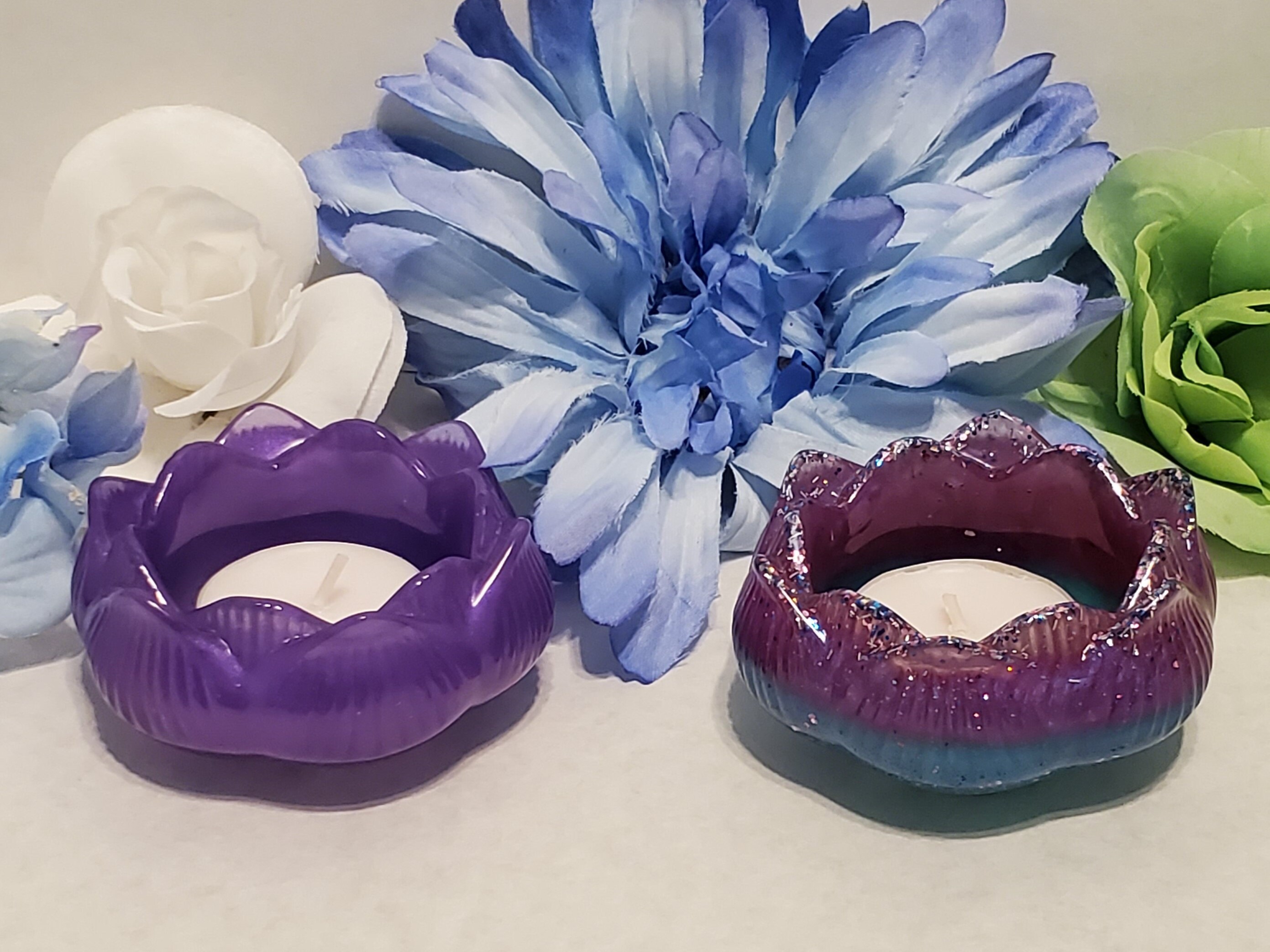 Resin Lotus Flower Candle HolderTrinket Tray with Mini Candles