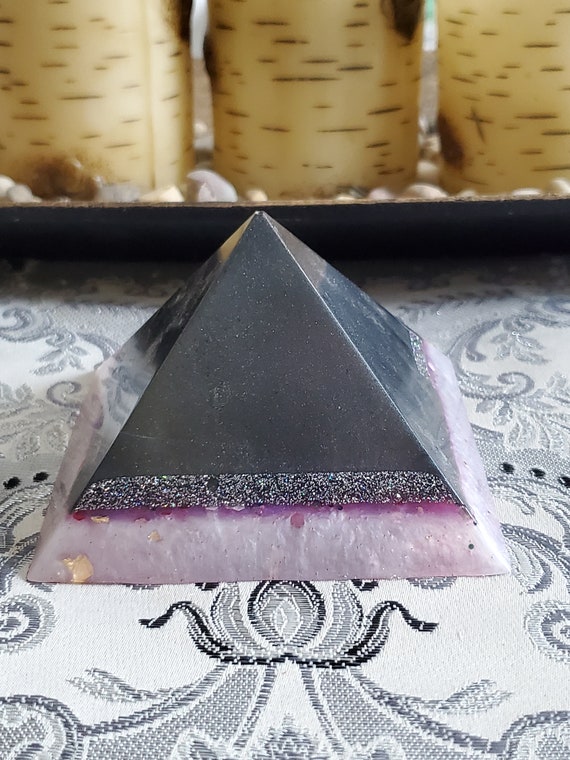 3 Inch Multi Layered and Colors Resin Pyramid with Hearts and Glitter
