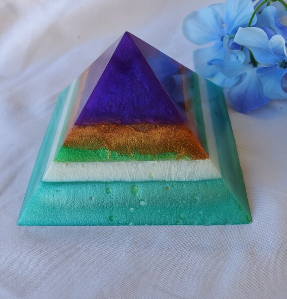 3 Inch Multi Layered and Colors Resin Pyramid with Hearts and Glitter