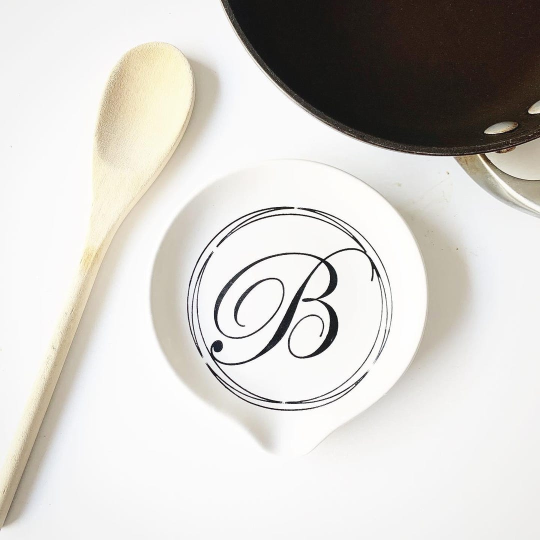 Initial Spoon Dish - Spoon Rest - Personalized Gift - Utensil Holder - Engraved Dish - Tea Bag Dish - Kitchen Decor - Ceramic Spoon Rest - Option 1 - Font