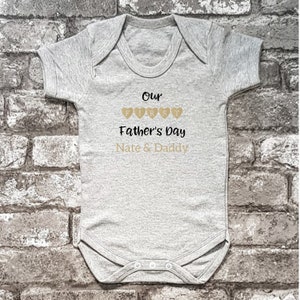 Personalised First Father's Day, Father's Day Baby Bodysuit, Baby Shower Gift, New Baby Present, New Mom, New Dad Gift, Gift for Him, S/S Grey
