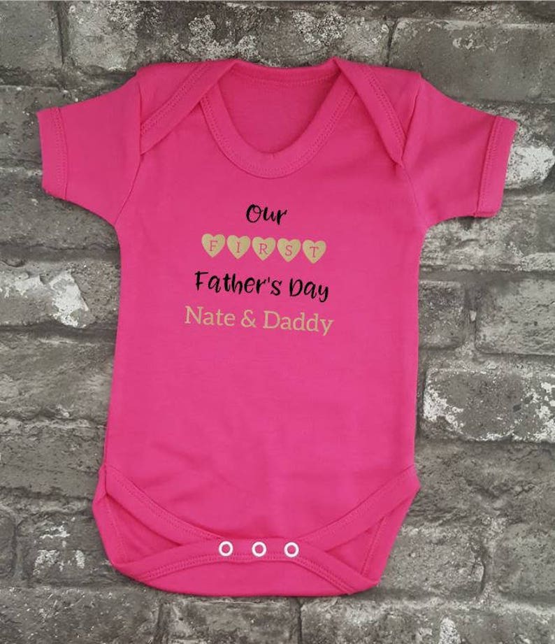 Personalised First Father's Day, Father's Day Baby Bodysuit, Baby Shower Gift, New Baby Present, New Mom, New Dad Gift, Gift for Him, S/S Fuchsia