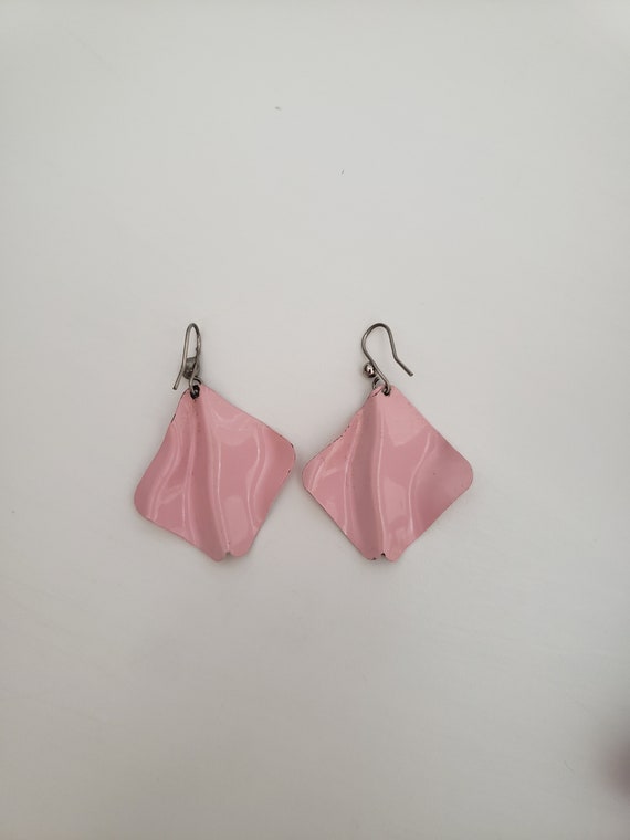 Retro Pink and White Dangle Earrings - 80s Fashio… - image 5