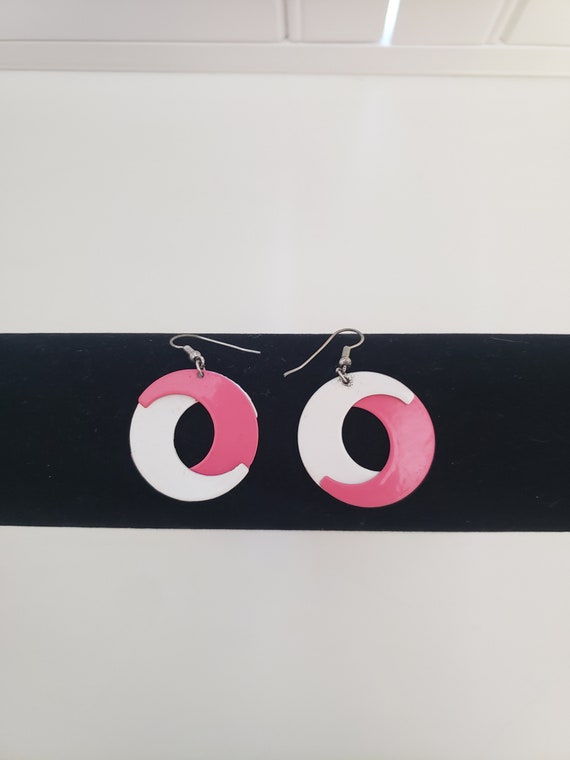 Retro Pink and White Dangle Earrings - 80s Fashio… - image 4