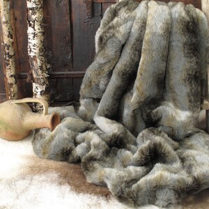 Grey Wolf Faux Fur Throw Grey fur bed throw Gray sofa throw Large faux fur throw Gray fur blanket throw with grey faux-suede lining. image 4