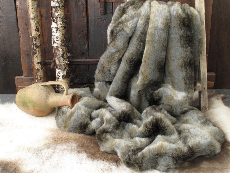 Grey Wolf Faux Fur Throw christmas home decor idea