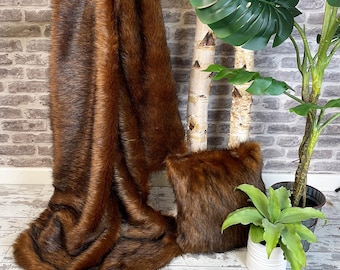 Brown Faux Fur Throw Blanket, Raynard With Soft Faux Suede Lining