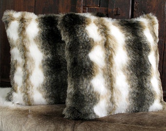 Housses de coussin en fausse fourrure de luxe à rayures de loup italien, coussins, taies d'oreiller au choix en 2 tailles. Lancers assortis disponibles.