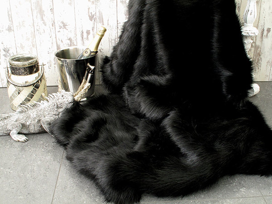 Faux Fur Throw Black Panther. Main fur both sides. Black fur throw blanket.  Black faux fur throw, double sided fur blanket throw. Black fur.