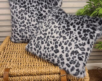 Grauer Leopard Kunstpelz Kissenbezug | Tier Print Dekokissenbezug
