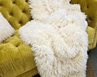 Luxury Mongolian Faux Fur Throw Blanket | Cream Curly Bedspread With Ivory Faux-Suede Backing