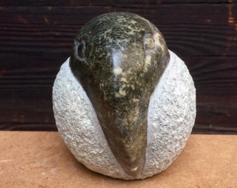 KIWI BIRD // Serpentine // Stone Sculpture // Zimbabwe