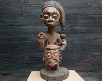 EGUNGUN SKULPTUR / Yoruba / Ifa Traditionelles Objekt / Handgeschnitztes Holz / Vintage Sammlerstück