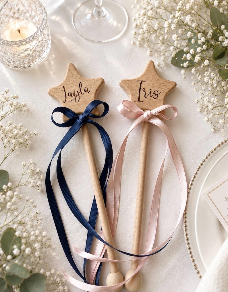 Baguette magique de fée en bois classique | Baguette fille d'honneur | Baguette magique avec nom personnalisé | Baguette de mariage | Baguette princesse | Cadeau grande soeur | Fête sur le thème des fées image 1