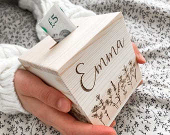 PIGGY BANK, Personalised wooden money box, Birthday gift, Keepsake gift, Baby gift, Gift for children, Penny bank, Christening gift