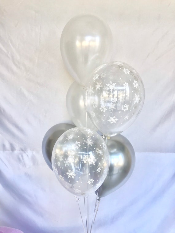 winter wonderland baby shower balloons